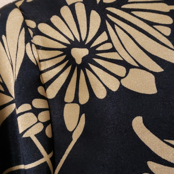 Ladies dress - Picture 8 of 13